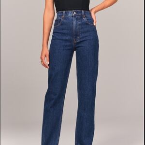Abercrombie & Fitch The '90s Straight Ultra High Rise ClJeans